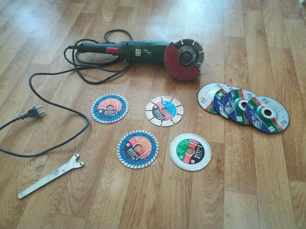 Meuleuse avec disque diamant + autres / Livraison Bricolage