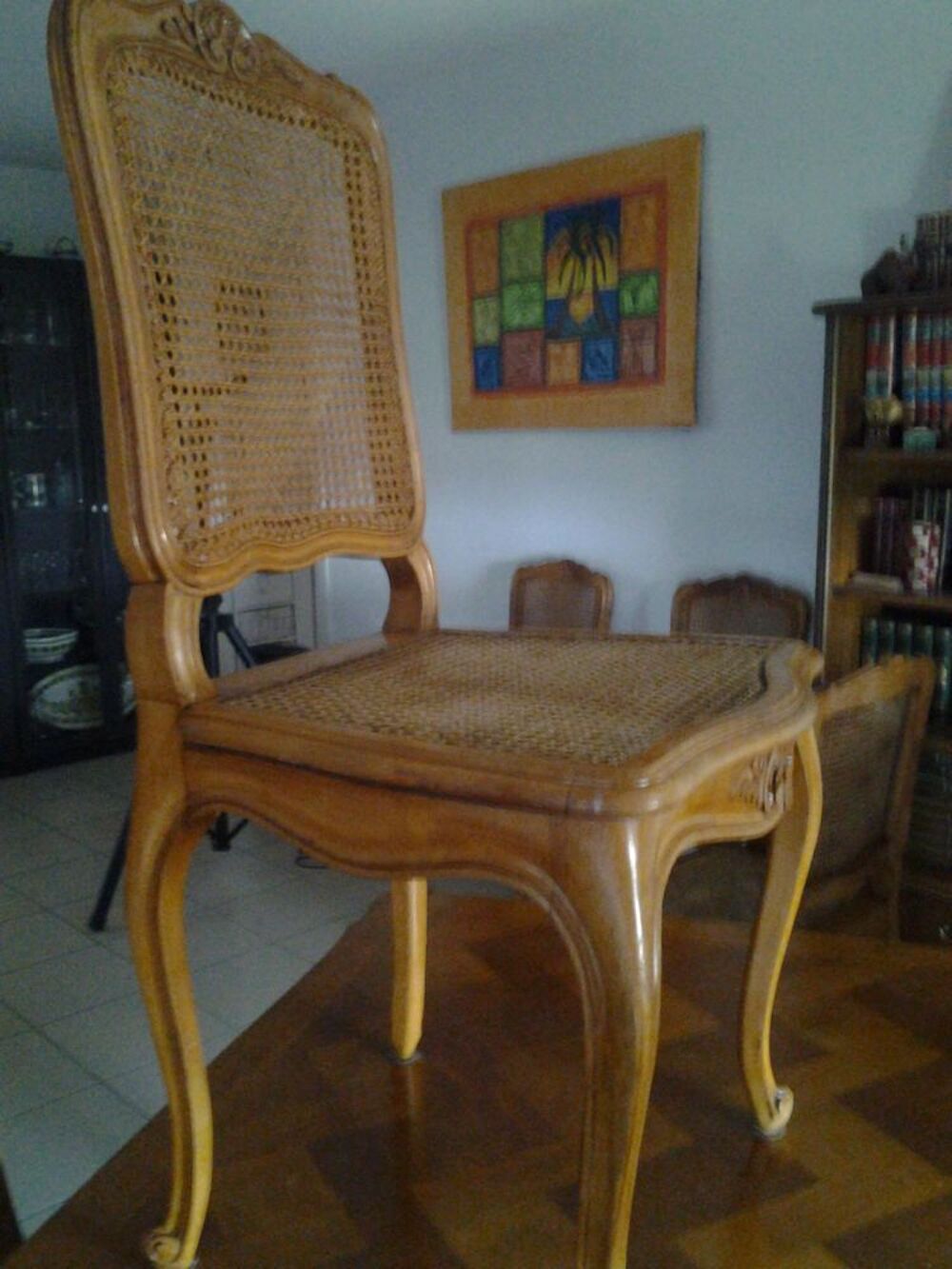 Table + 2 rallonges + 4 chaises R&eacute;gence h&ecirc;tre massif Meubles