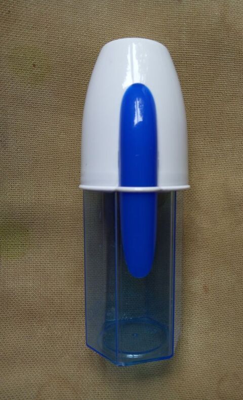 Pot / trousse Bic 2.5 Beauchamp (95)