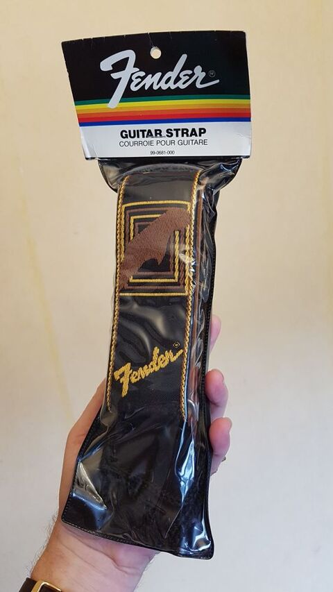 Bandouliere Vintage FENDER Orginale 80 Pierre-Bnite (69)