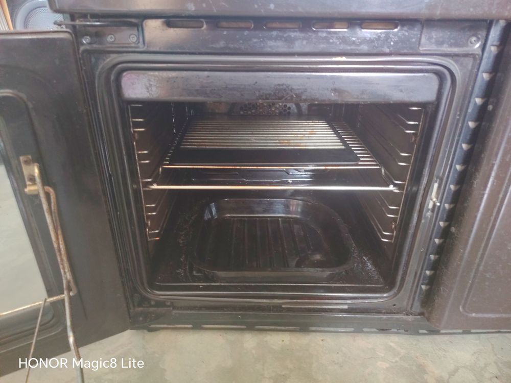 Cuisini&egrave;re piano de cuisson 90x90x60 avec plancha et plaque Electroménager