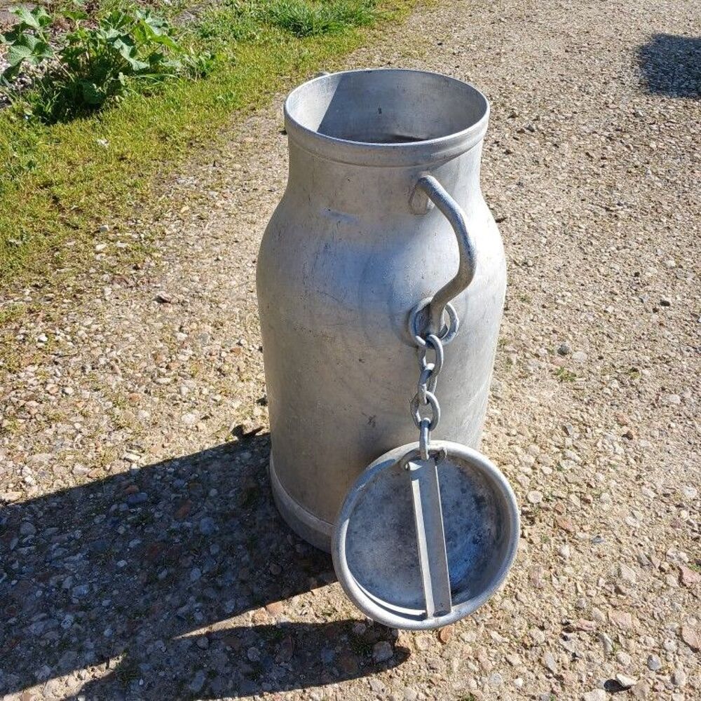 pot &agrave; lait 20 litres Décoration