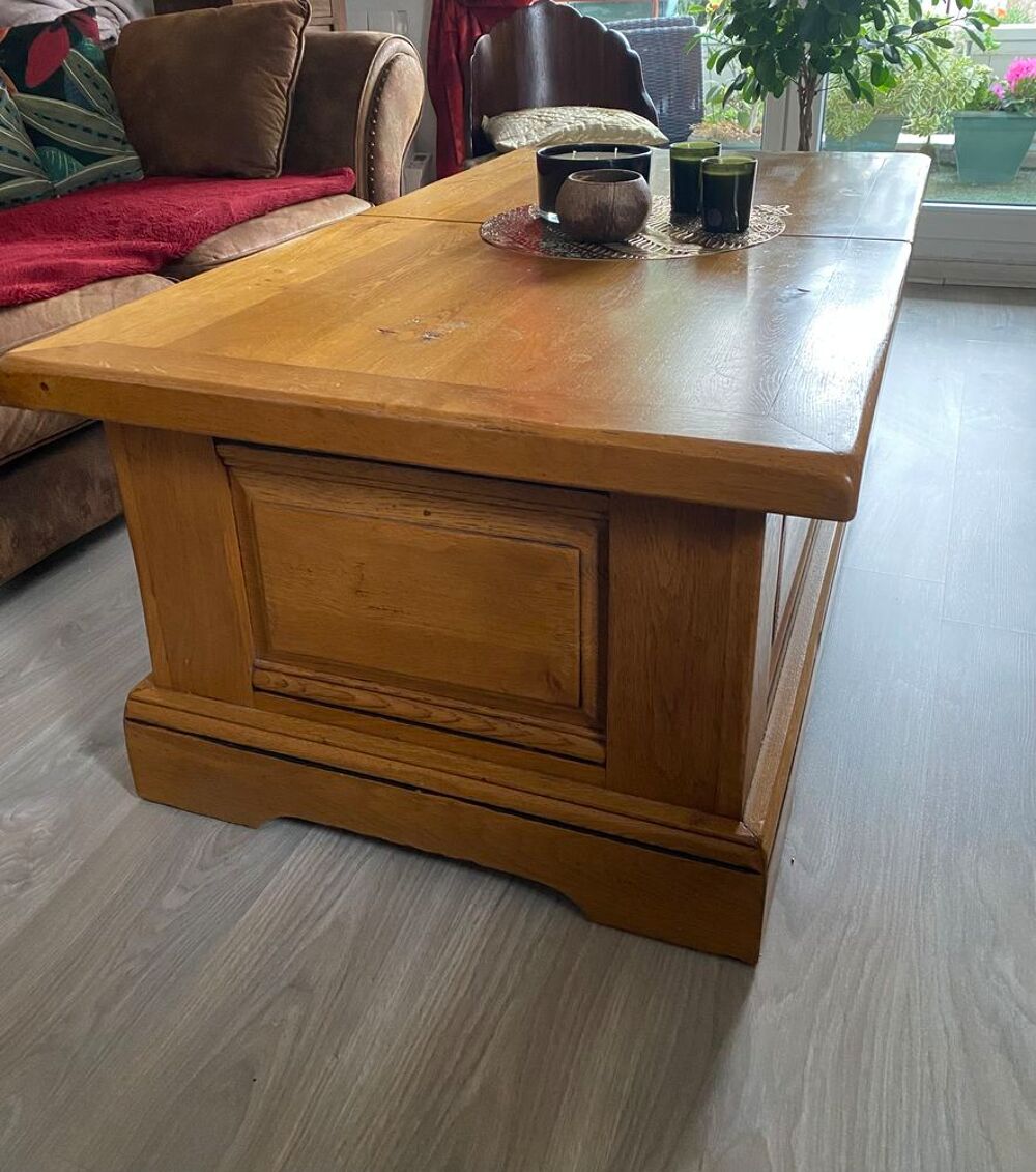 Table basse coffre en ch&ecirc;ne massif Meubles