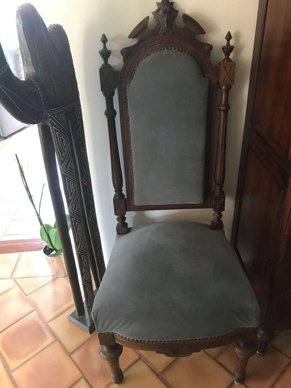 Deux fauteuils Alphonse XII Meubles