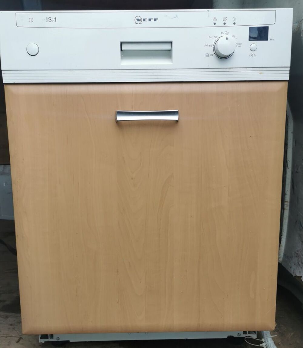 lave vaisselle ''NEFF'' Electroménager