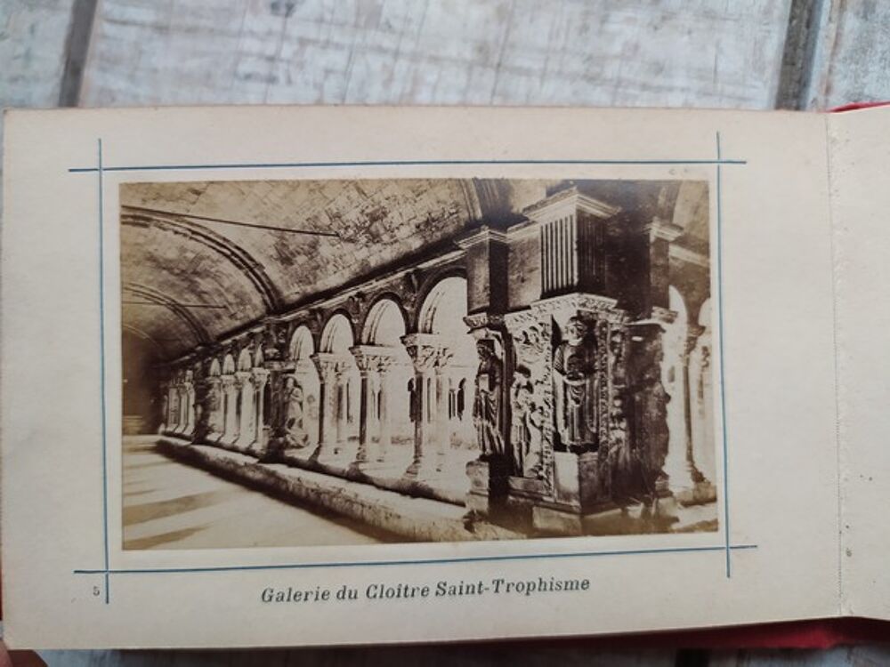 ARLES Album 12 Photographies Albumin&eacute;es XIX&egrave;me Arl&eacute;siennes 