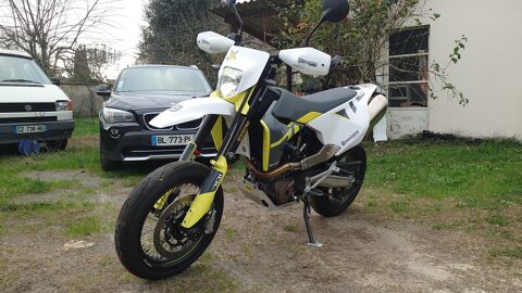 Moto HUSQVARNA 2022 occasion Eysines 33320