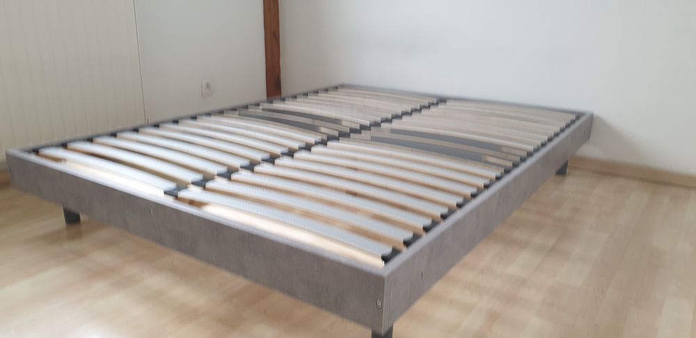 lit Decokit et son matelas Electroménager