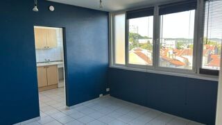  Appartement à louer 3 pièces 57 m²
