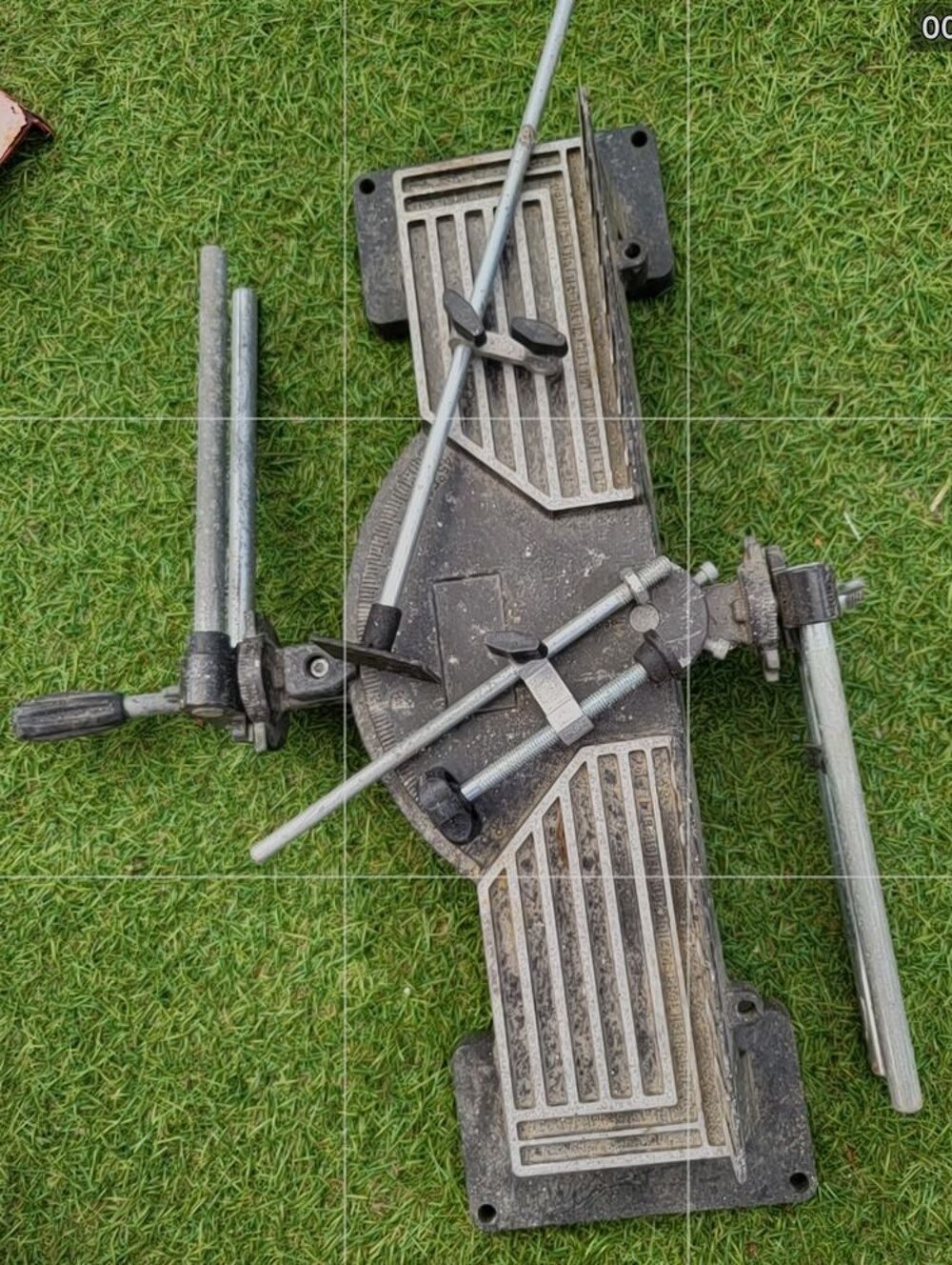 Scie &agrave; onglets Bricolage