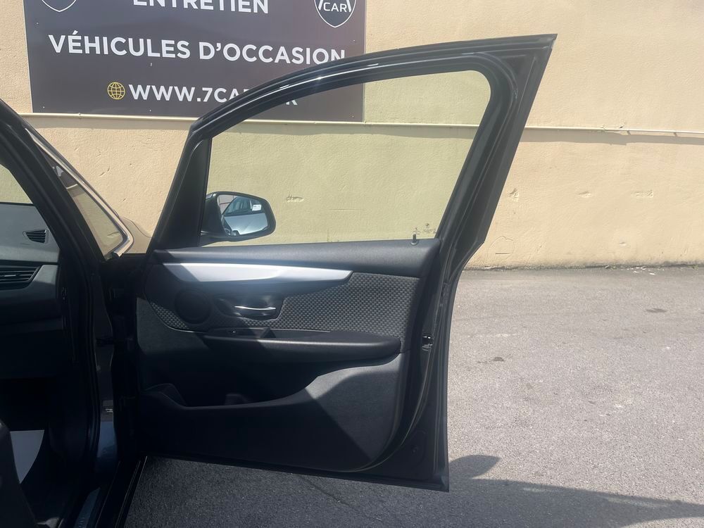 Serie 2 Active Tourer 225xe iPerformance 224 ch BVA6 Lounge 2018 occasion 77170 Brie-Comte-Robert