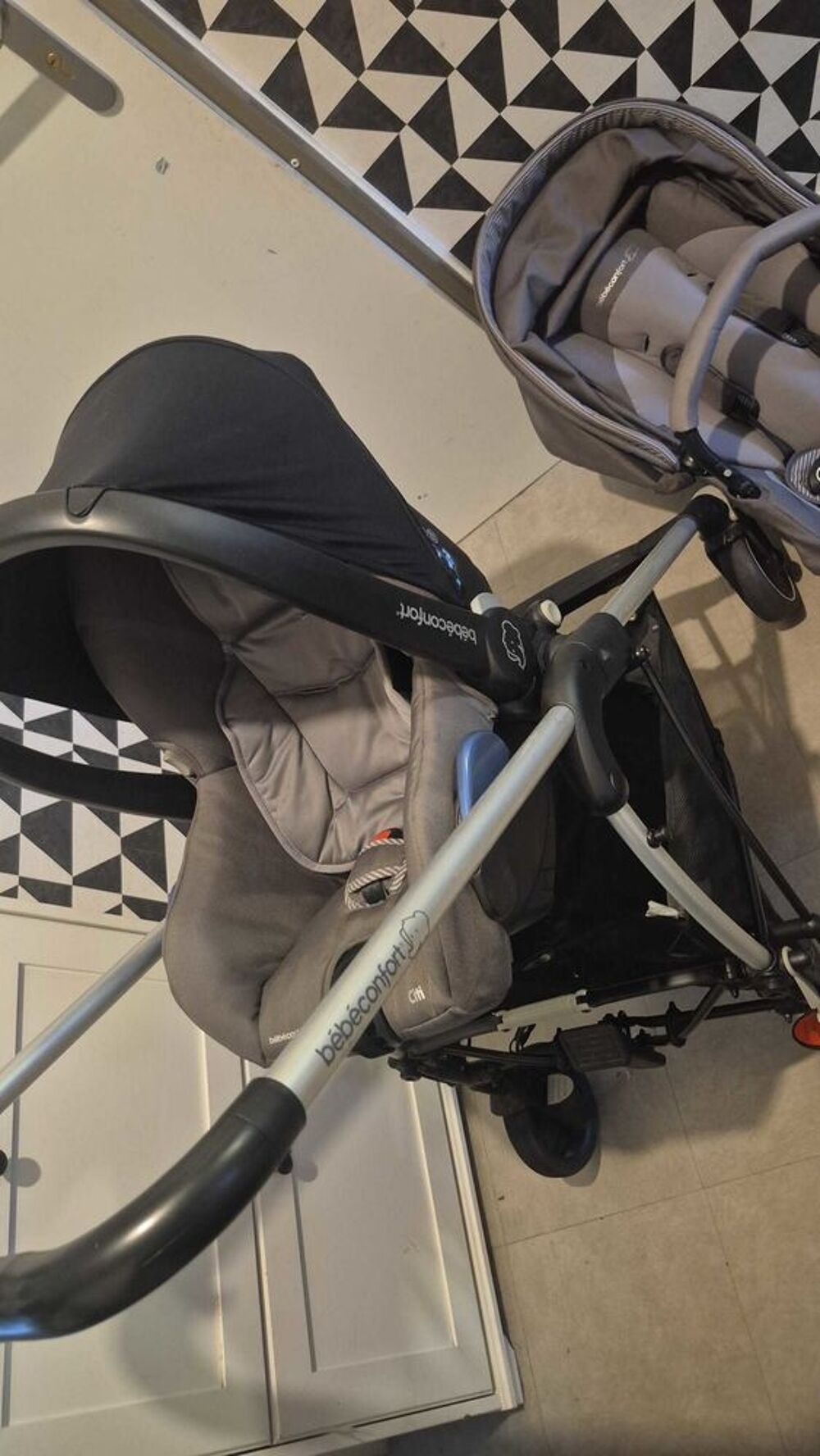 poussette b&eacute;b&eacute; confort Puériculture