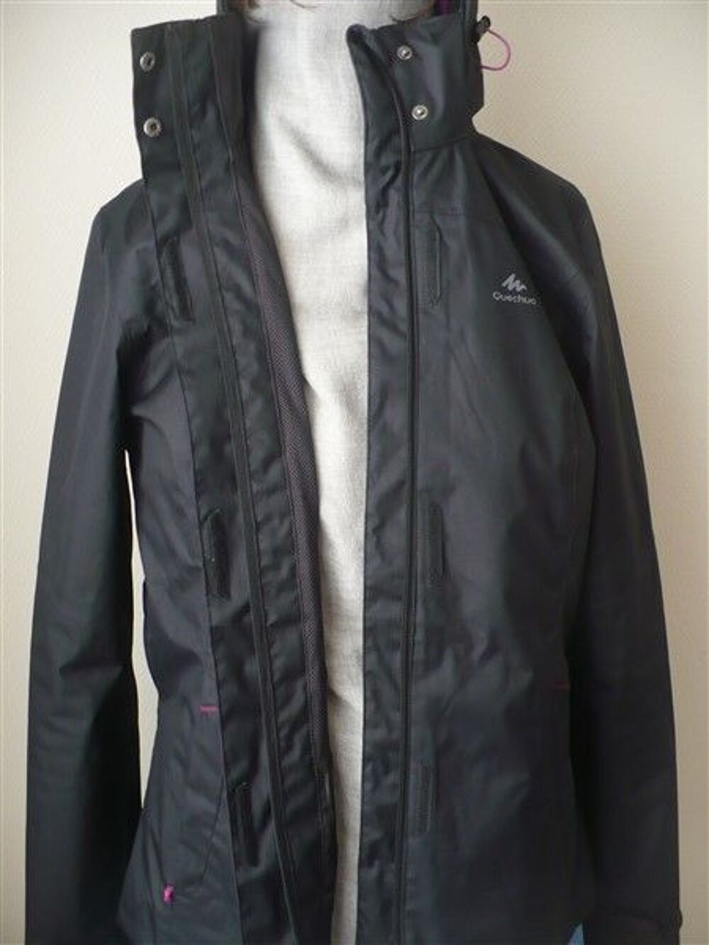 Veste imperm&eacute;able Randonn&eacute;e Queschua Vêtements