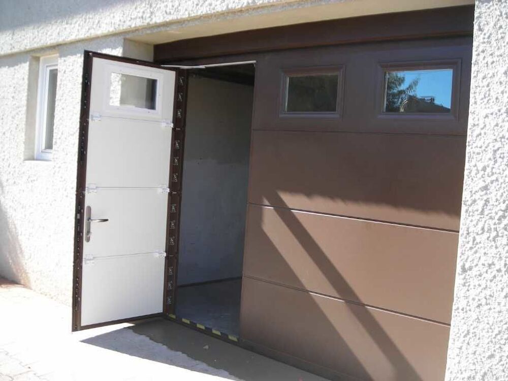 porte de garage neuve Bricolage