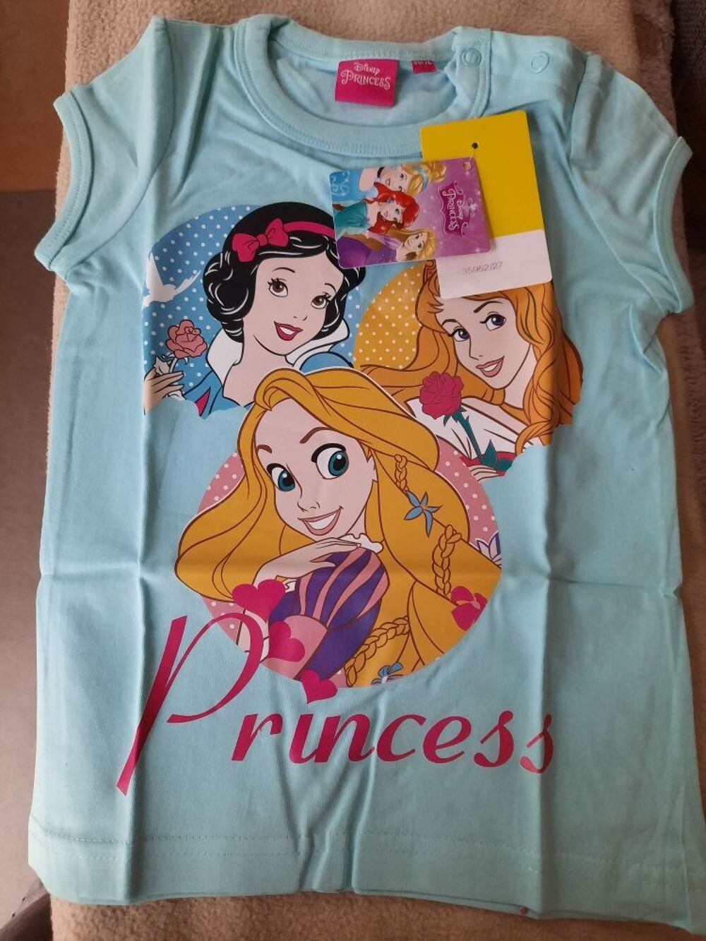 t-shirt fille Vêtements