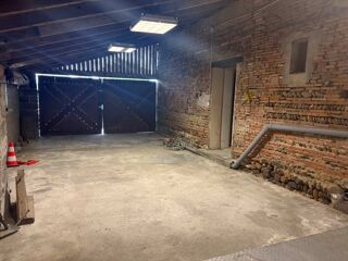  Parking / Garage à louer 75 m² Aussonne