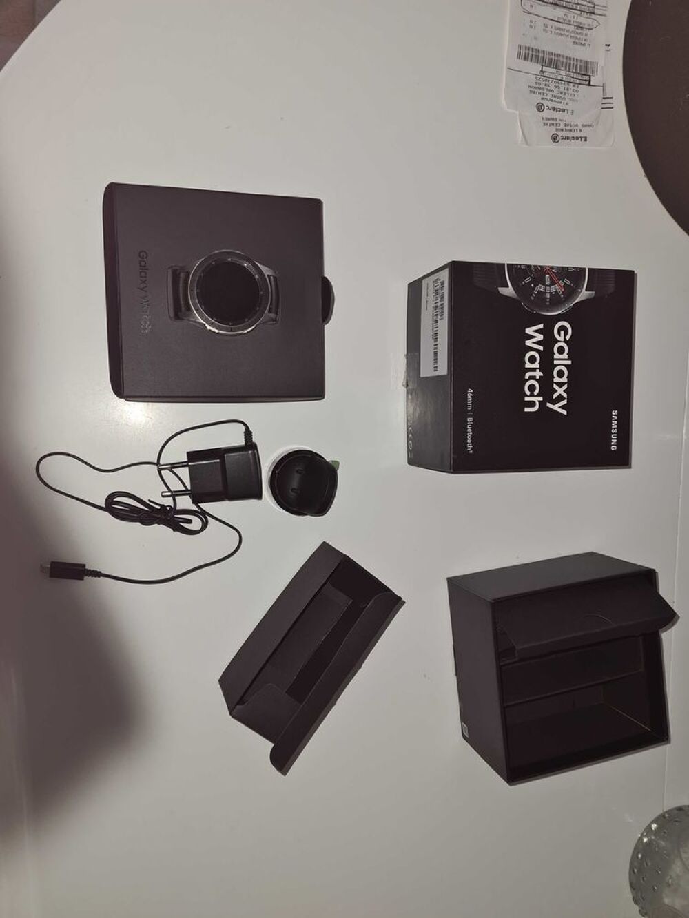 Montre Samsung Galaxy Watch neuf Tlphones et tablettes