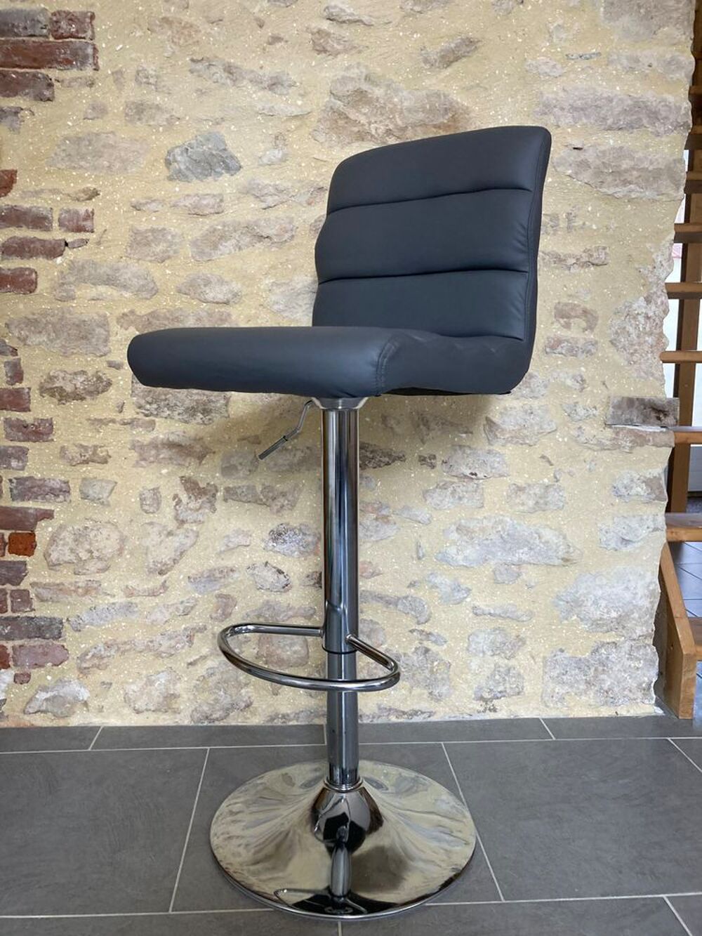 Lot 6 tabourets haut Meubles