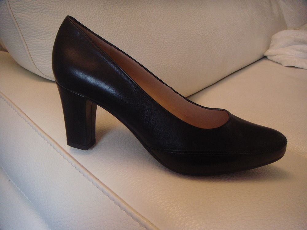 Escarpin de marque UNISA Chaussures