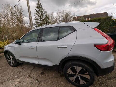 Volvo XC40 T2 129 ch Geartronic 8 Business 2021 occasion Chaumes-en-Brie 77390