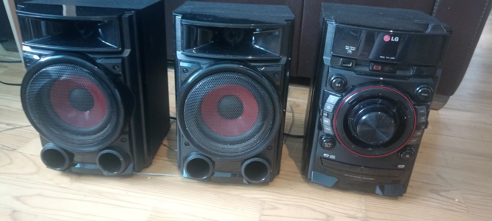 Cha&icirc;ne hi-fi 180W RMS LG Audio et hifi