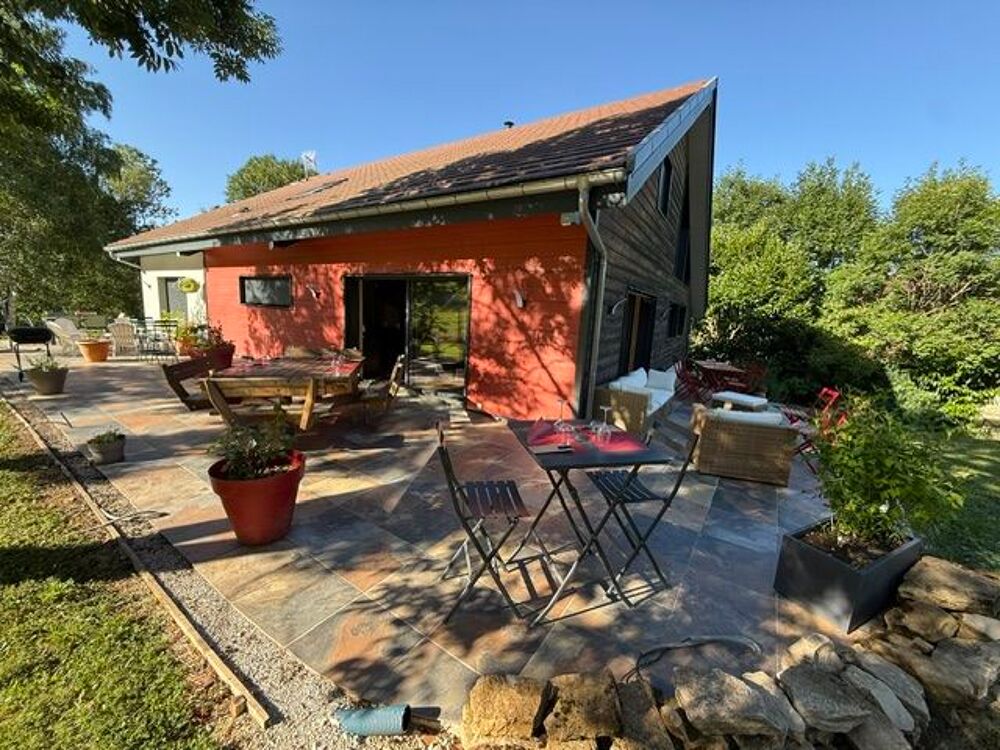 Maison 10 pièces 382 m² · à Chaux-Champagny · 382 m² · 690 000 €