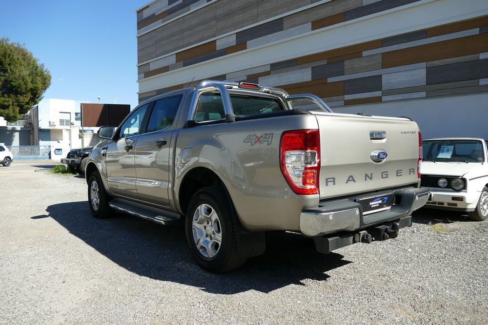 Ranger FORD RANGER 3.2 200 Ch LIMITED BVA 2017 occasion 13600 La Ciotat
