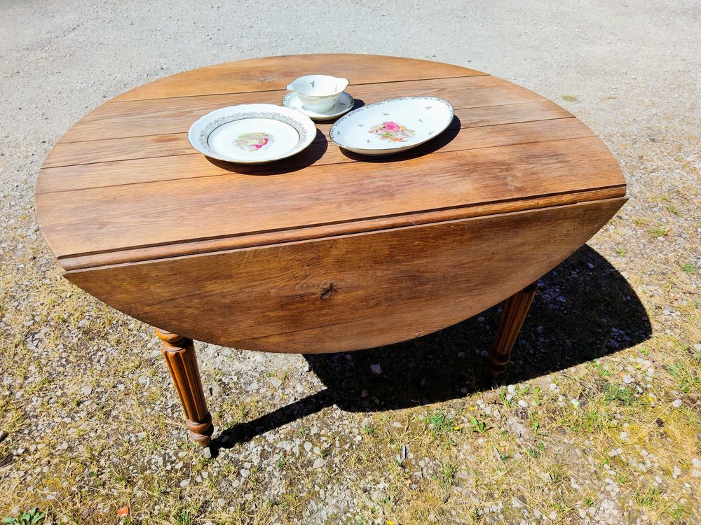table ronde en ch&ecirc;ne Meubles