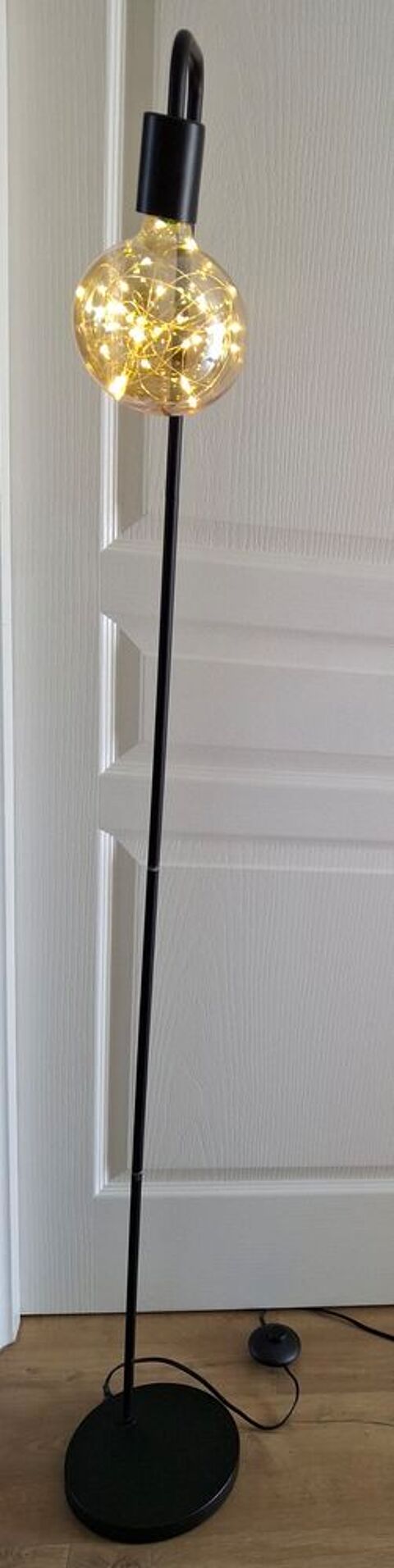 Lampe de salon d�corative sur pied. 10 Saint-Martin-de-Seignanx (40)