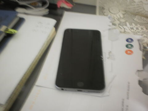 iphone S tout operateur tres propre fonctionne bien 140 Poix-de-Picardie (80)