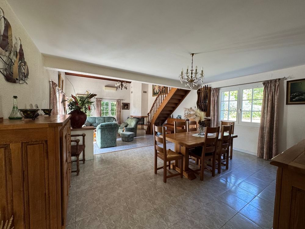Vente Villa Villa de plain-pied à Laudun avec piscine Laudun-l'ardoise
