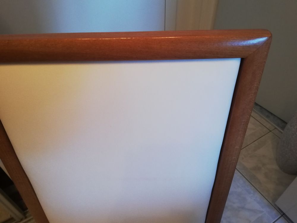 Chaises en h&ecirc;tre teint&eacute; merisier Meubles