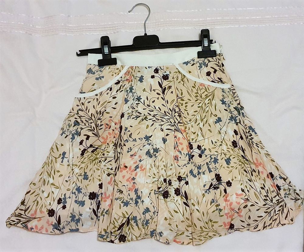 2 jupes Vêtements
