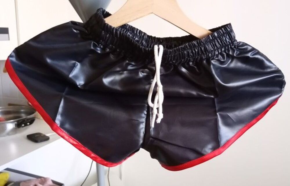Short Vintage-Nylon-Polyamid-Noir/rouge-3 sizes-S40 M44 L48 Vêtements