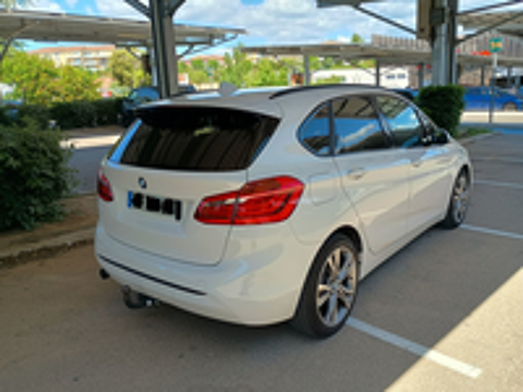Serie 2 Active Tourer 218d 150 ch Sport 2015 occasion 13090 Aix-en-Provence