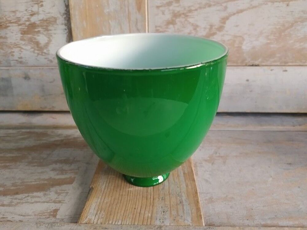 Ancien Verre Opaline Verte Lampe de Notaire XIX&egrave;me 
Décoration
