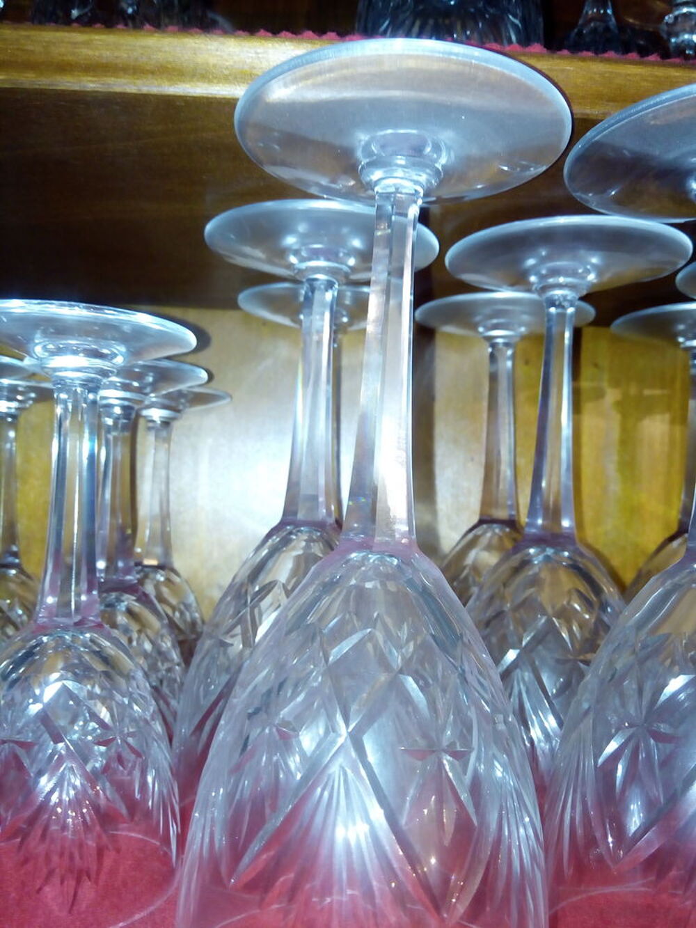 Service de verres &agrave; pied Décoration