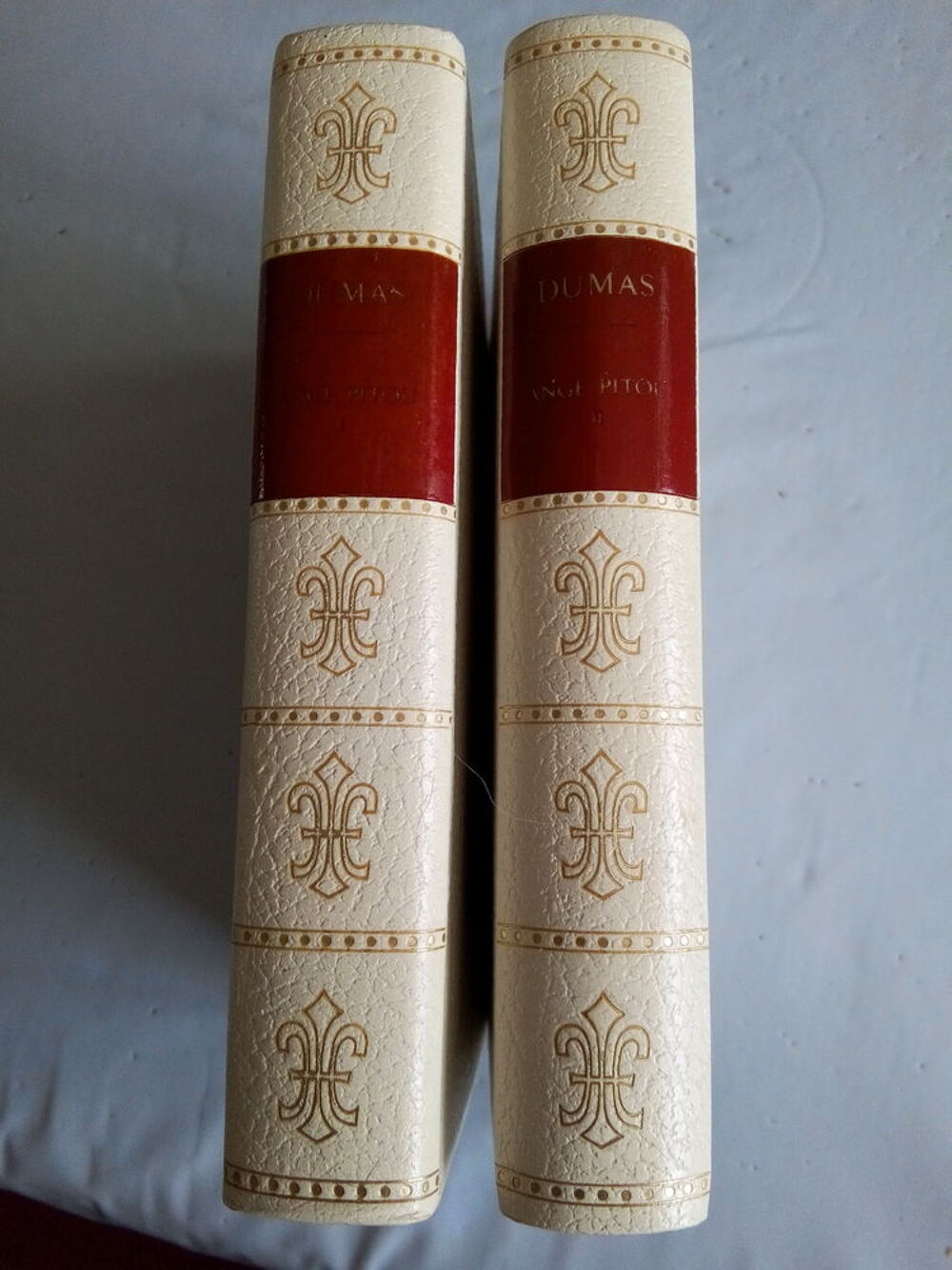 4 tomes de l'ouvrage d'A. Dumas &quot;Le Vicomte de Bragelonne&quot; Livres et BD