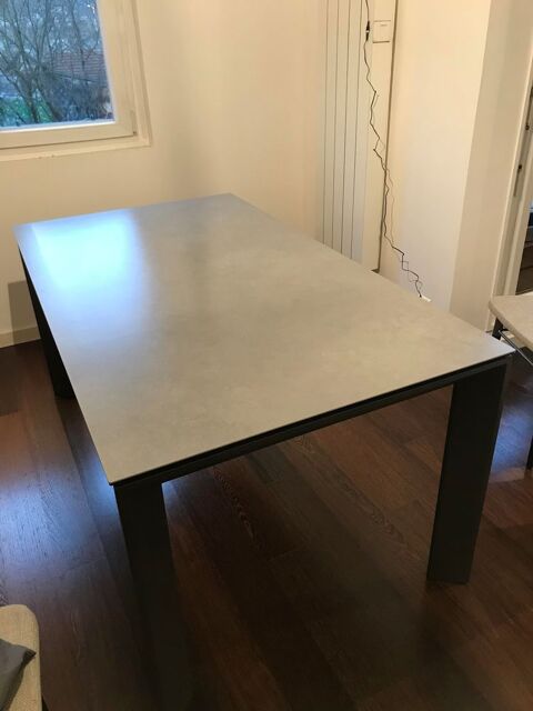 Table à manger extensible céramique neuve 900 Grenoble (38)