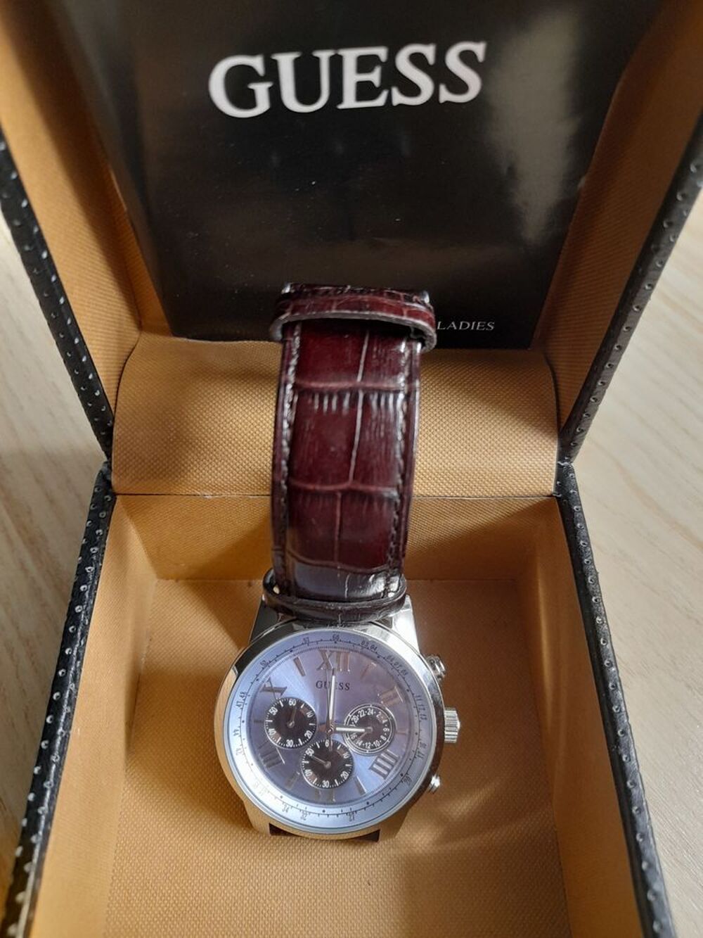 Montre GUESS Bijoux et montres