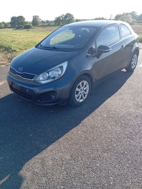 Kia Rio 1.4 CRDi 90 Sport 2013 occasion La Fert&eacute;-Bernard 72400