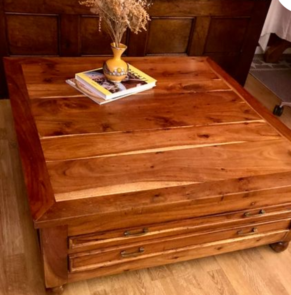 Table basse spacieuse Meubles