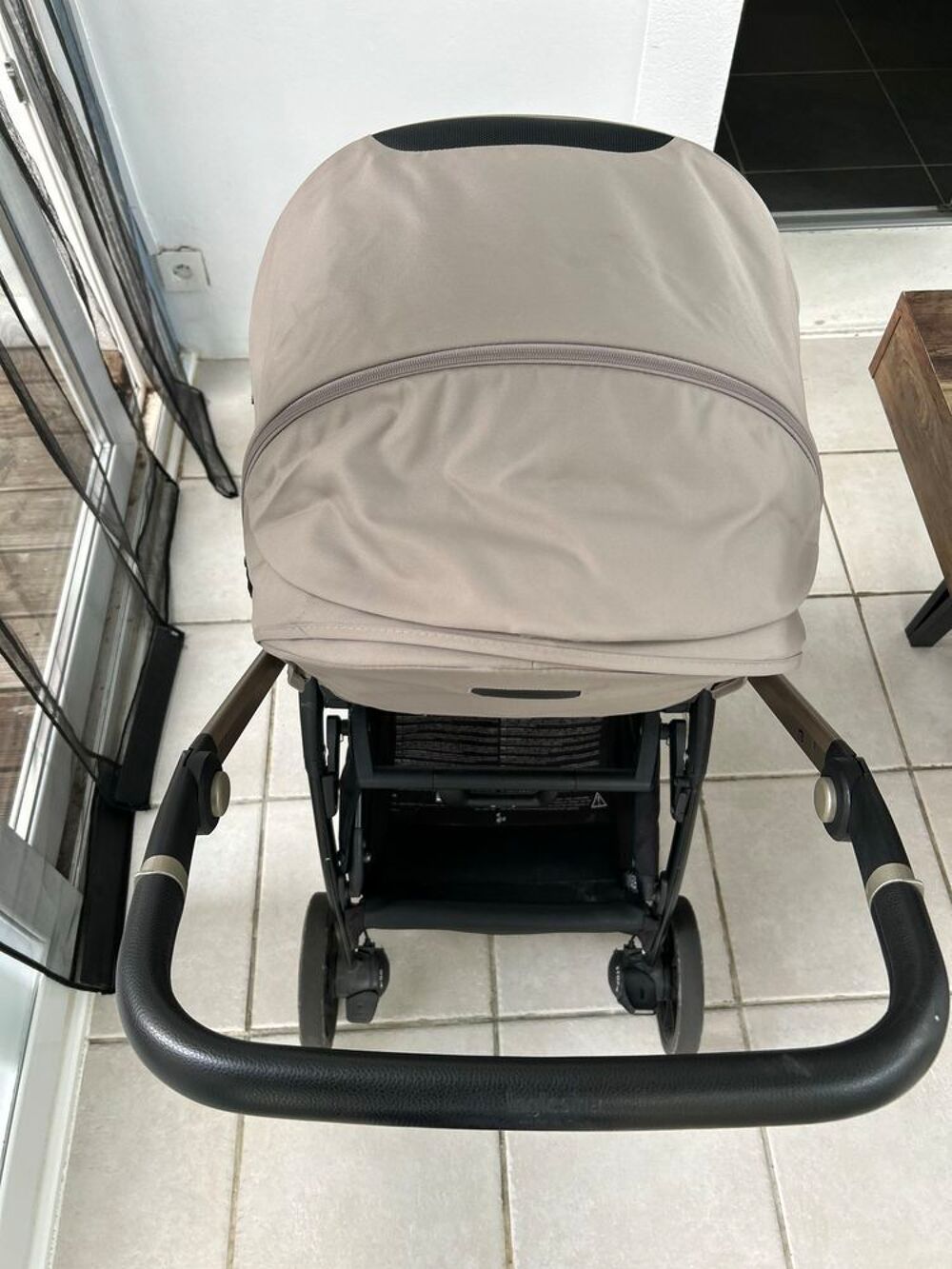 Ensemble poussette si&egrave;ge nacelle cosy Inglesina Electa Puériculture