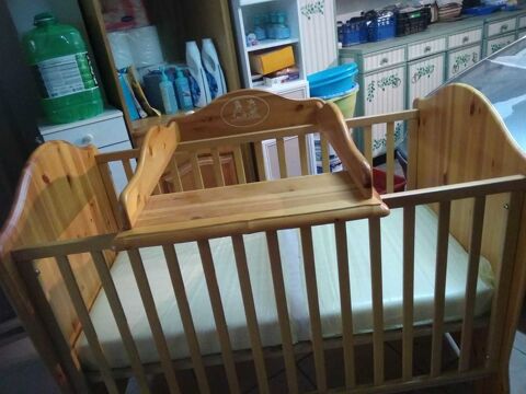 lit pour bébé 75 Entraigues-sur-la-Sorgue (84)