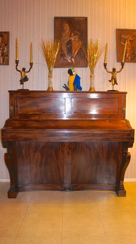 Piano droit en bois de dcoration 73 Courcouronnes (91)