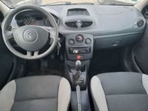 Clio III 1.2 16V 65 eco2 Access 2009 occasion 78540 Vernouillet