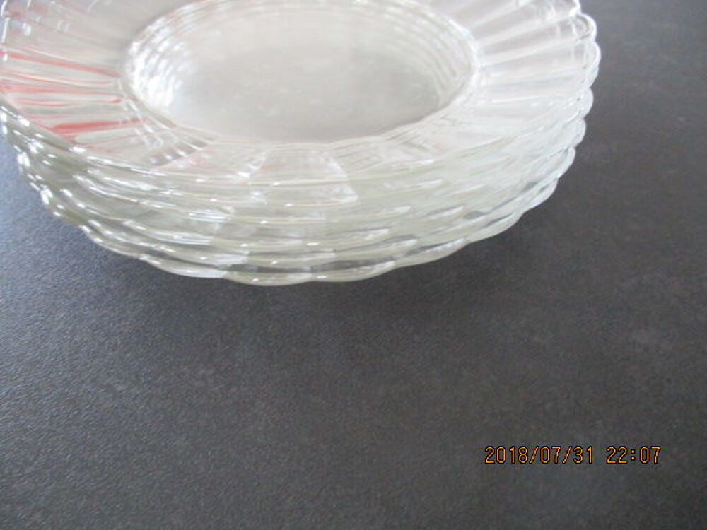 assiettes arcopal Décoration