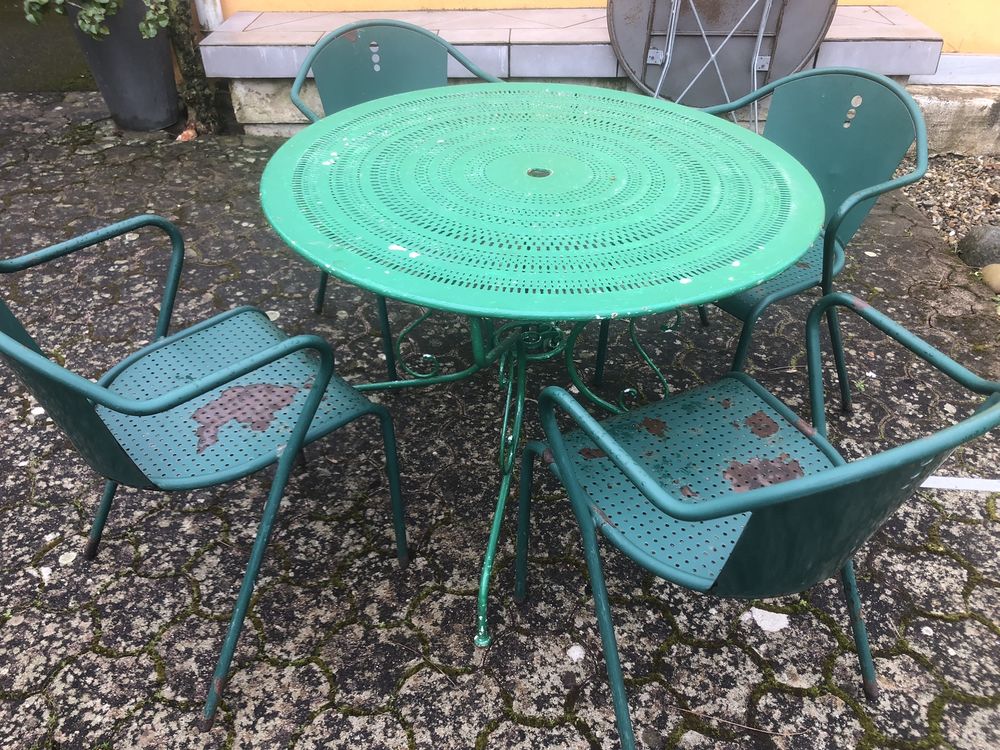 mobilier ancien en fer forg&eacute; &agrave; r&eacute;nover Meubles