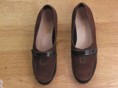 Chaussures femme en daim, pointure 40 (40,5), talons 2,5 cm  4 Chénérailles (23)