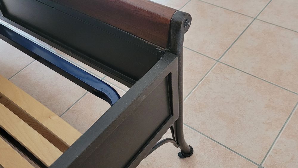 LIT GRANGE METAL ET CANNAGE Meubles